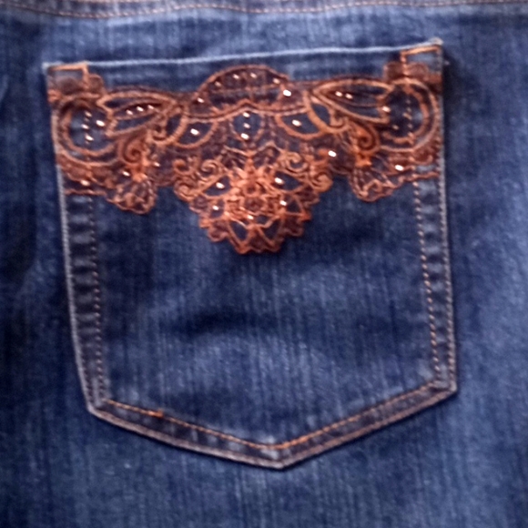 Gloria Vanderbilt  Blue  Denim Amanda Skimmer Short-#1689+ - Picture 9 of 12